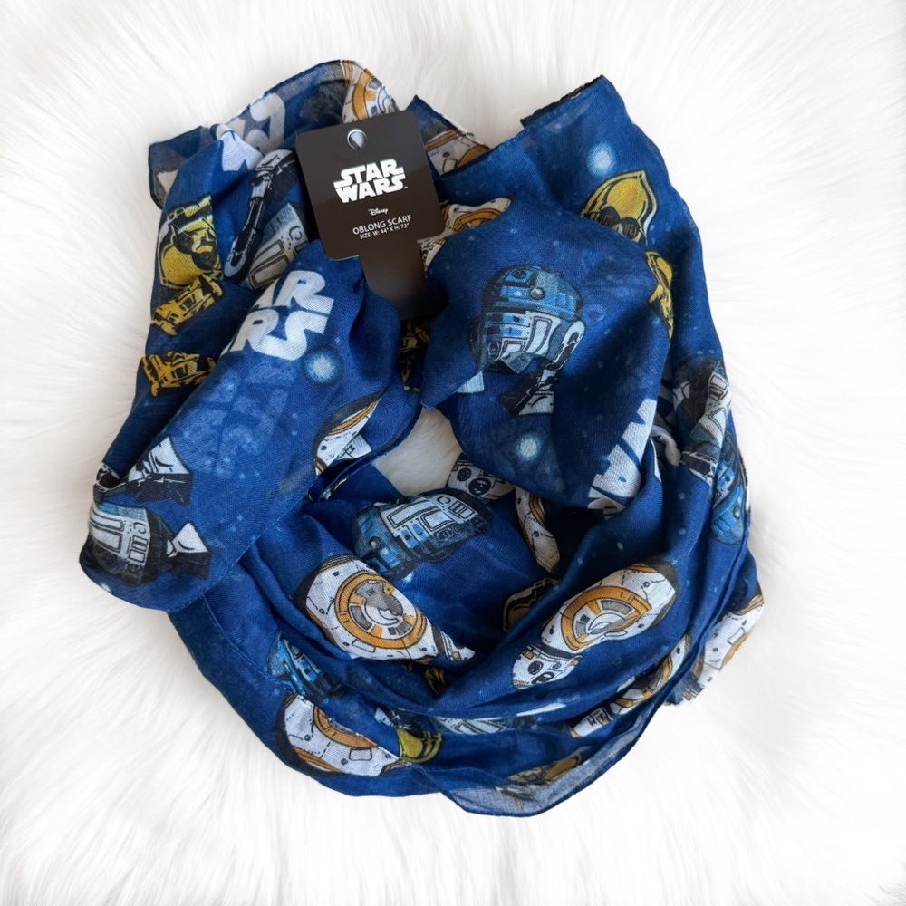 NWT Loungefly Star Wars Droids Blue Viscose Oblong Blanket Scarf